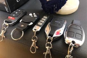 درب پارکینگ و ریموت