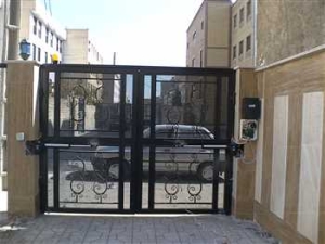 فیوز مناسب برای مدار جک در پارکینگ چند آمپر است؟