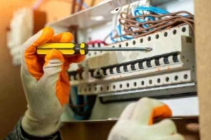چگونه خرابی سیم‌کشی جک پارکینگ را تشخیص دهیم؟