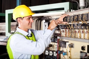 خدمات برقکاری در میدان کتابی