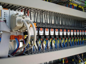 خدمات کامل سیمکشی صنعتی شبانهروزی