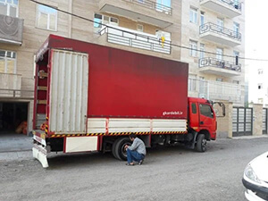 باربری ارزان در کوی مشیریه با کارگر اسباب‌کشی و کامیونت
